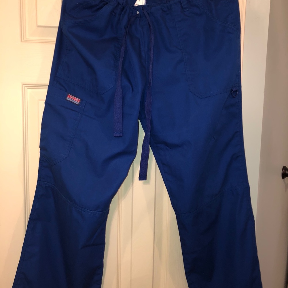Scrub bottoms